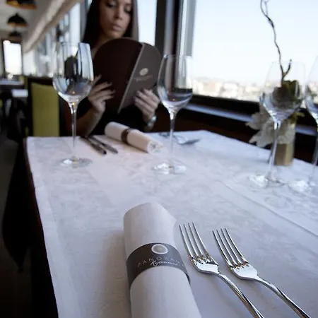 فندق Hotel Kragujevac كراغوييفاك