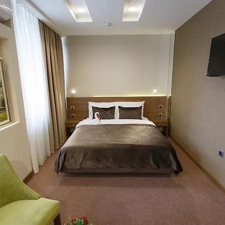 فندق Hotel Kragujevac كراغوييفاك