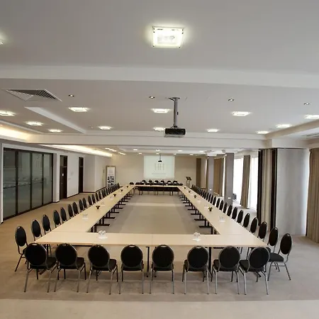 فندق Hotel Kragujevac كراغوييفاك